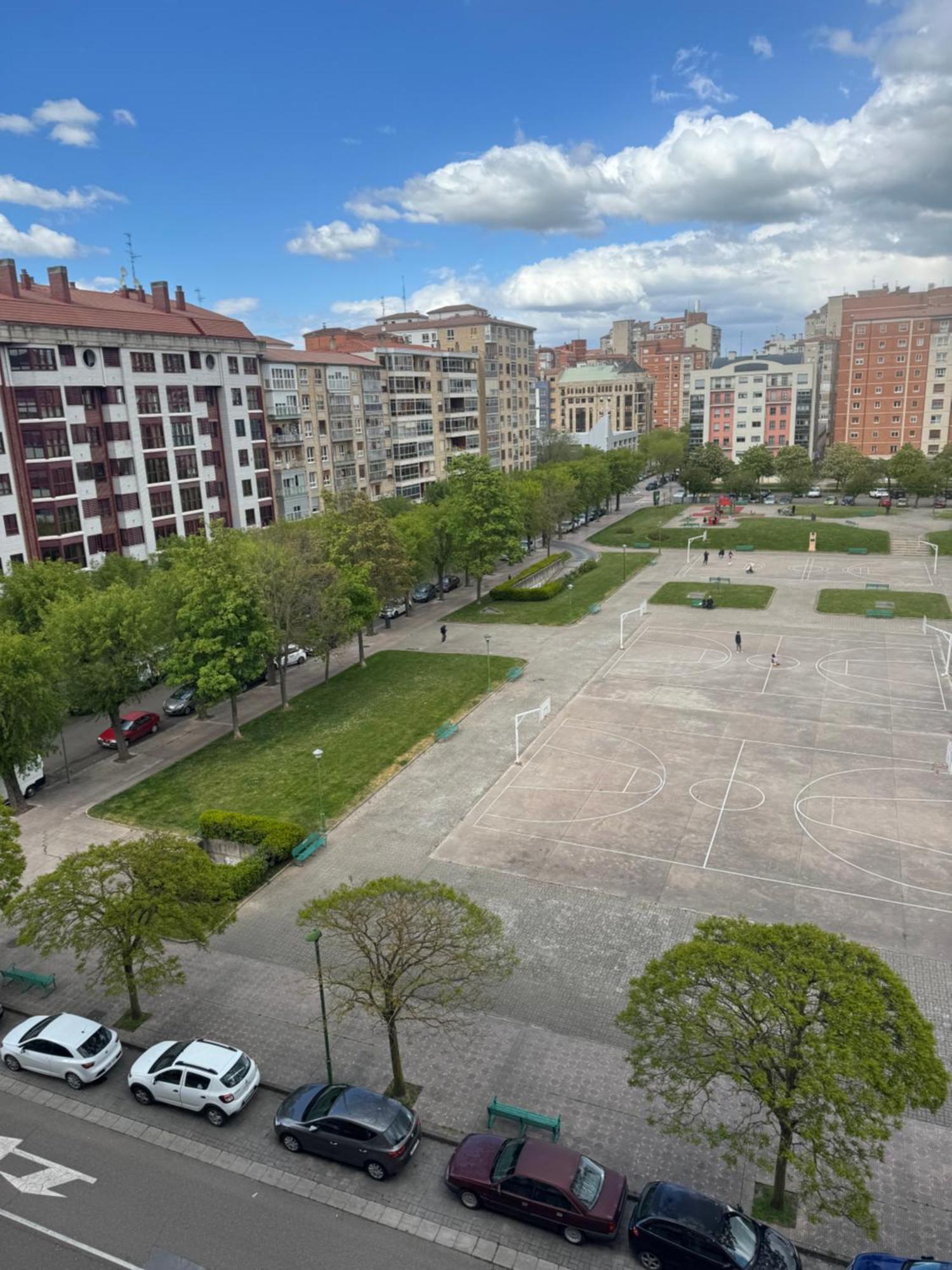 Burgo Habitaciones De Lujo Con Hermosas Vistas A La Cuidad מראה חיצוני תמונה