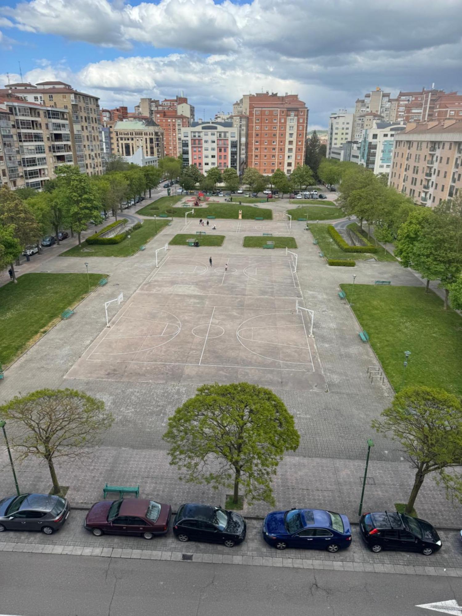 Burgo Habitaciones De Lujo Con Hermosas Vistas A La Cuidad מראה חיצוני תמונה